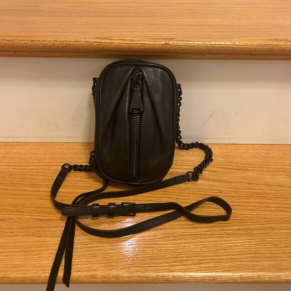 Aimee Kestenberg Tamitha Phone Pouch Crossbody Bag Black Leather VERY GOOD! - Picture 1 of 13